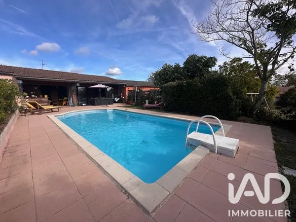 Terrain 1544 m²