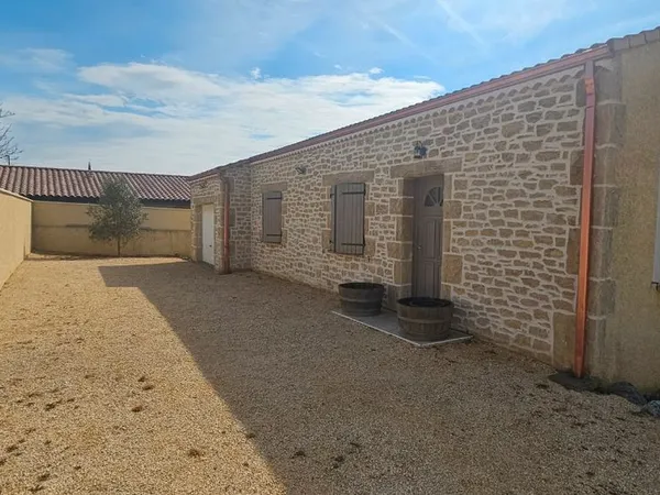 🏡 MAISON PLAIN-PIED 93 m² - 3 CHAMBRES - TERRAIN 630 m² - SAINT-UZE