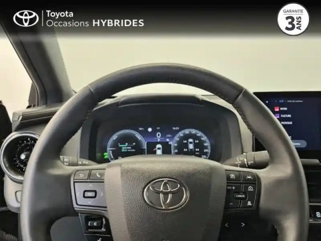 Toyota C-Hr 2.0 hybride rechargeable 225ch design my25 — photo 13