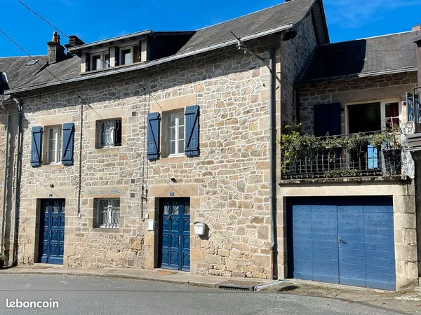 Maison village en pierre