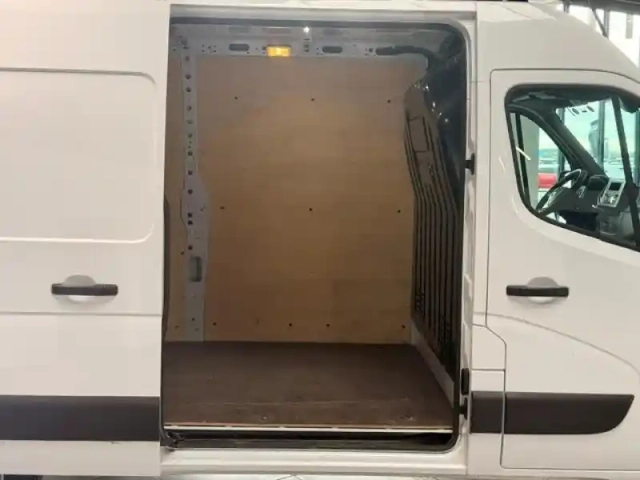 Renault Master fg f3500 l3h3 2.3 blue dci 135ch confort euro6 (19200?ht) — photo 11
