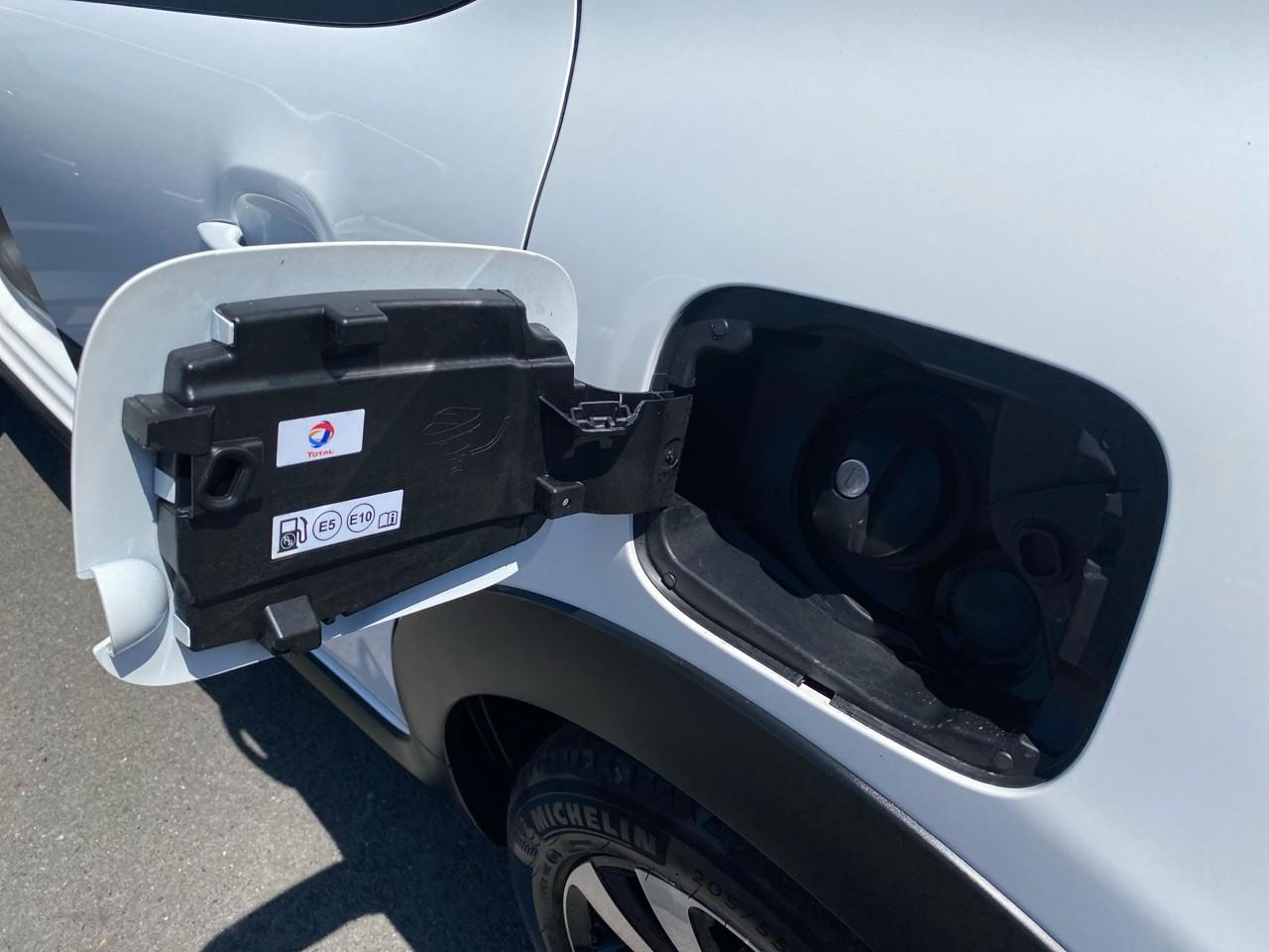 Citroën C3 1.2 puretech 110ch s&s shine eat6 — photo 22