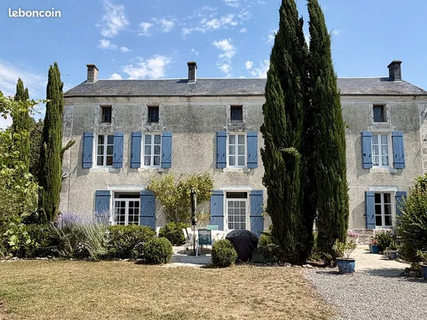 Propriété 6 pièces 162 m²