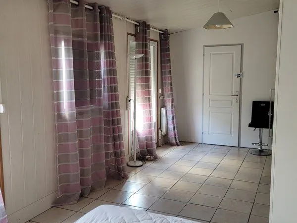 Chambre à louer à Biganos