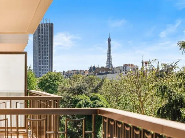 Appartement 4 pièces 150 m²