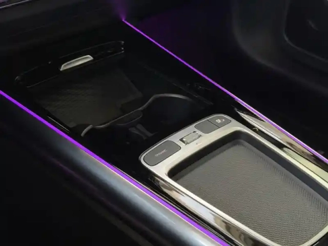 Mercedes Gla 220 d 4matic amg line — photo 39