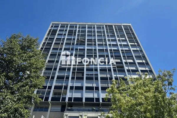 Studio 1 pièce 27 m²