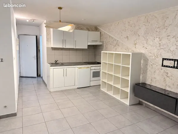 Studio 4606 non meublé 28 m² Gaillard 950 CC