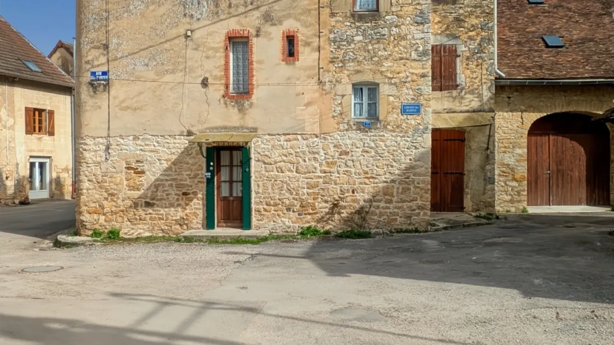 Photo 2