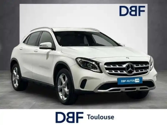 Mercedes Gla 180 sensation — photo 6