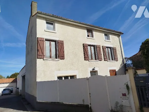 Maison 8 pièces 127 m²