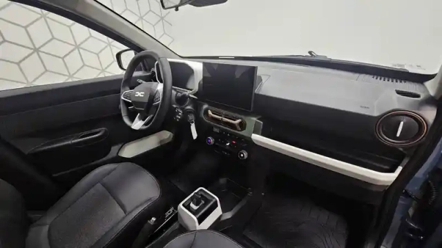 Dacia Spring electric 100 — photo 140