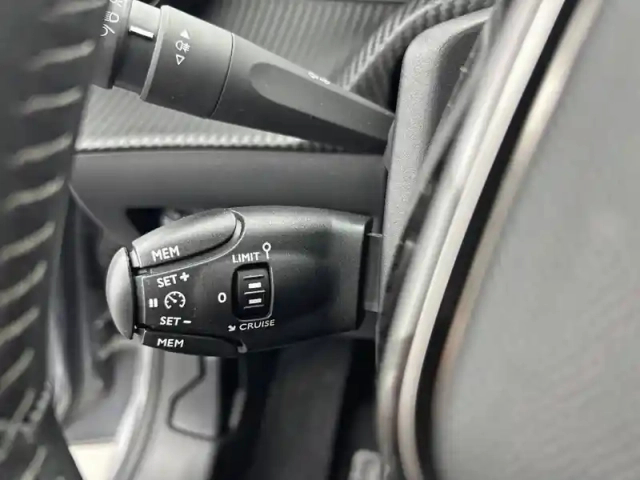 Peugeot 208 electrique 50 kwh 136ch — photo 21