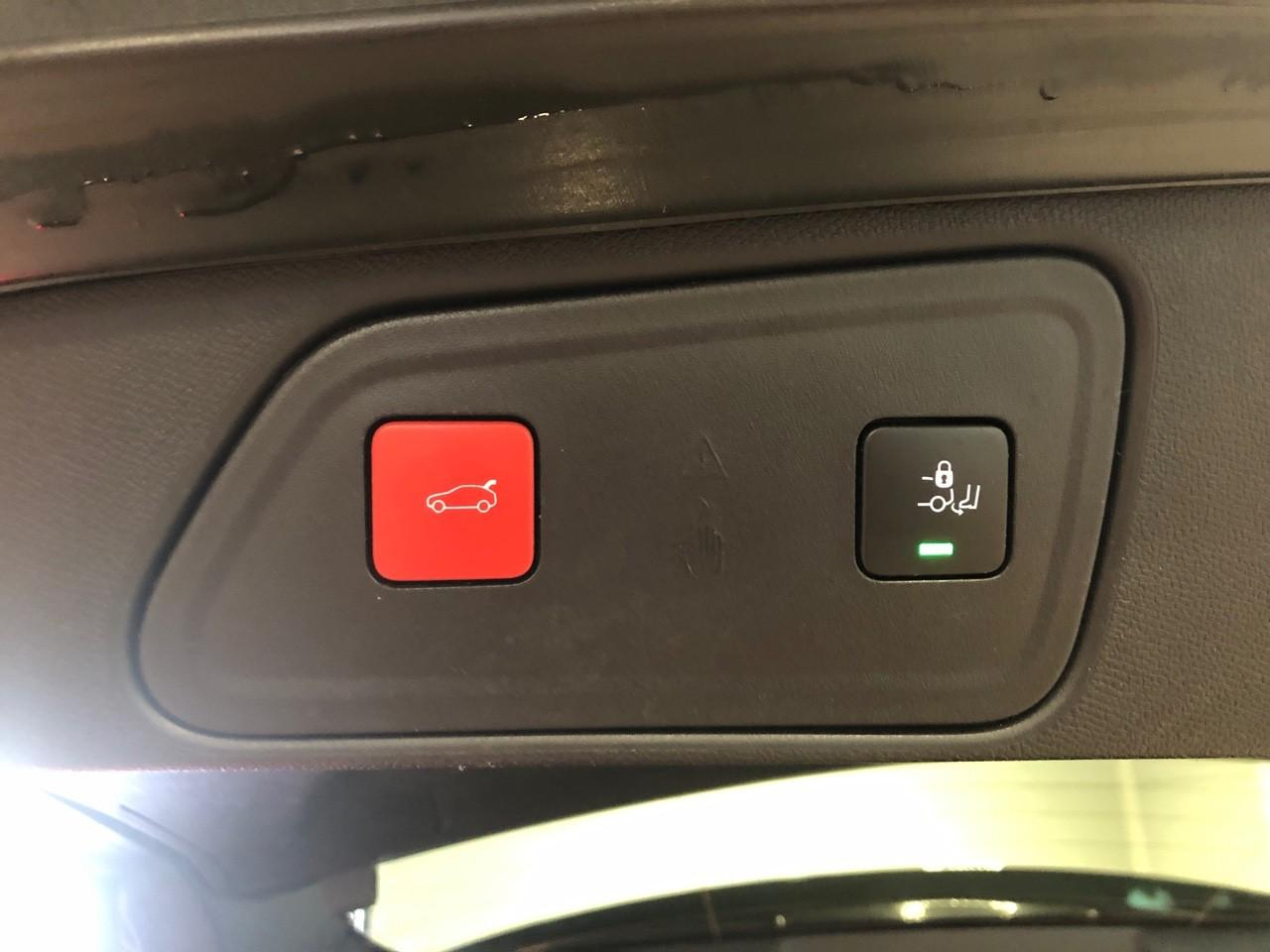 Peugeot 3008 hybrid 225 e-eat8 allure pack — photo 24