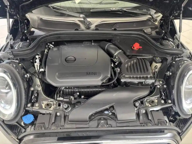 Mini Mini cabriolet cooper 136 ch dkg7 — photo 20