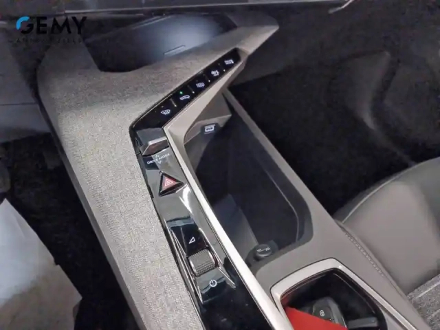 Peugeot 3008 hybrid 145 e-dcs6 — photo 47