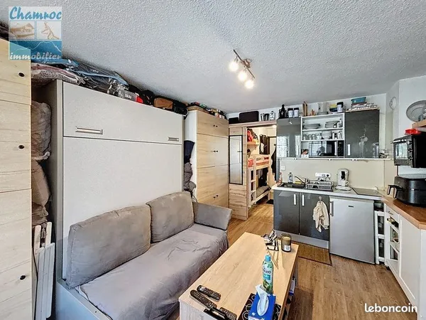 Studio 1 pièce 23 m²