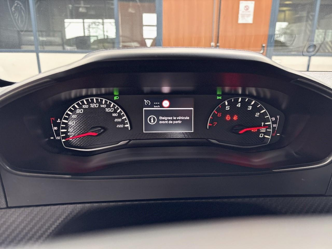 Peugeot 208 100 s&s bvm6 style — photo 10