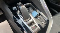 Peugeot 3008 HYBRID 225ch Allure e-EAT8 — photo 28