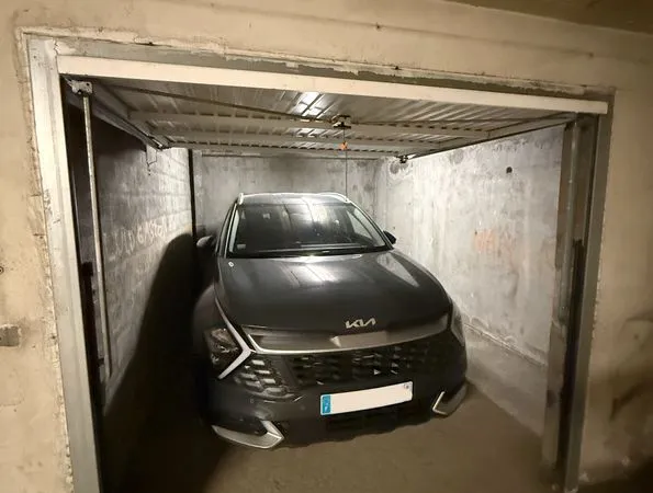 Parking sécurisé à louer - Colombes - 1 min Gare Les Vallées