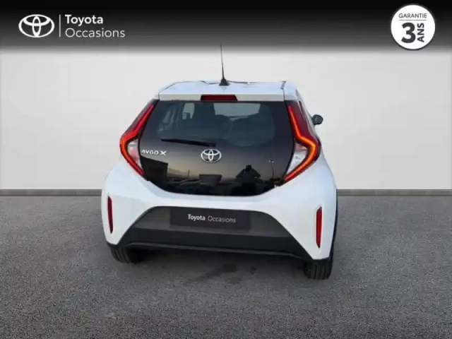 Toyota Aygo x 1.0 vvt-i 72ch dynamic — photo 19
