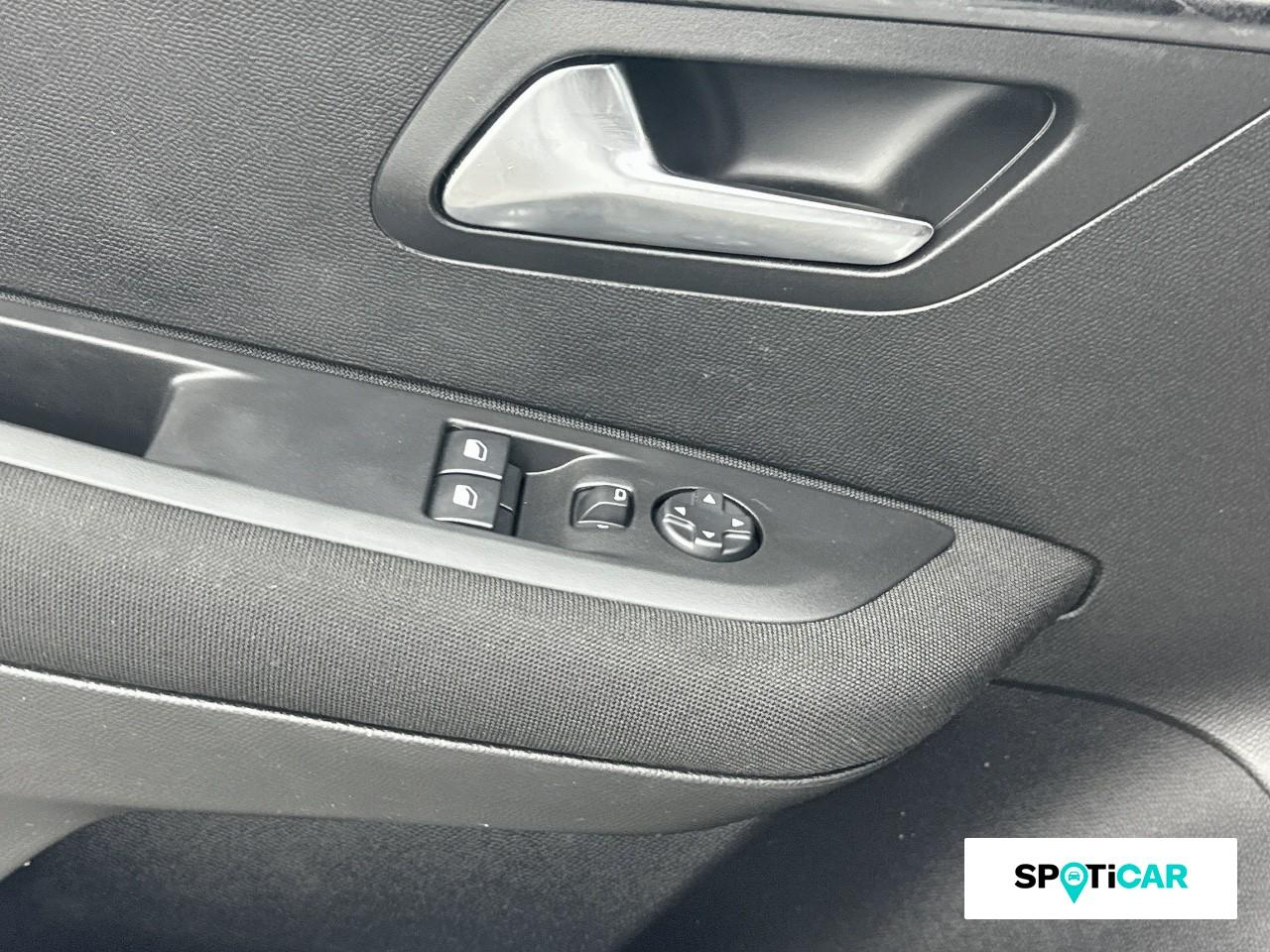 Peugeot 208 puretech 75 s&s active — photo 19