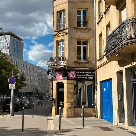 Tres beau local / bureaux