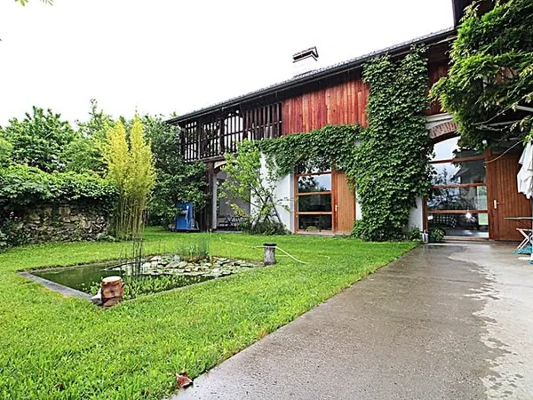 Maison Chavanod 6 pièce(s) 447 m2