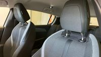 Peugeot 308 1.2 PureTech 130ch S&S Allure EAT8 — photo 40