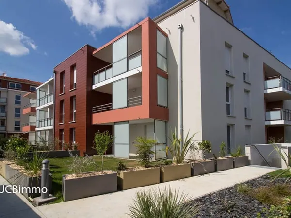 TOURNEFEUILLE - T3 récent avec terrasse et parking