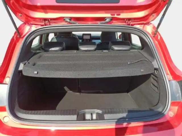 Renault Clio 1.3 tce 140ch intens -21 — photo 9