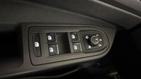 Volkswagen Golf 2.0 TDI SCR 115ch Active — photo 28
