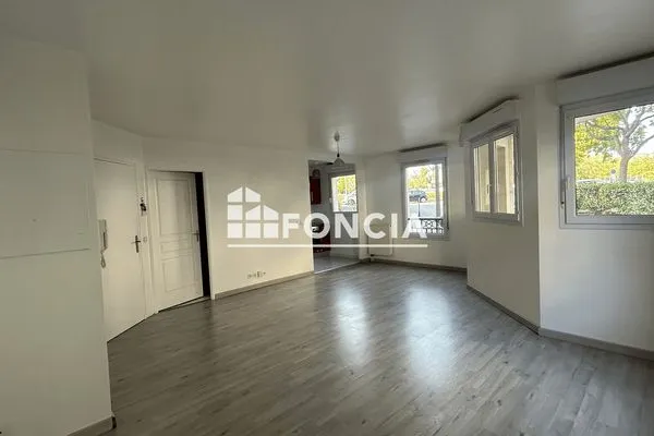 Studio 1 pièce 37 m²