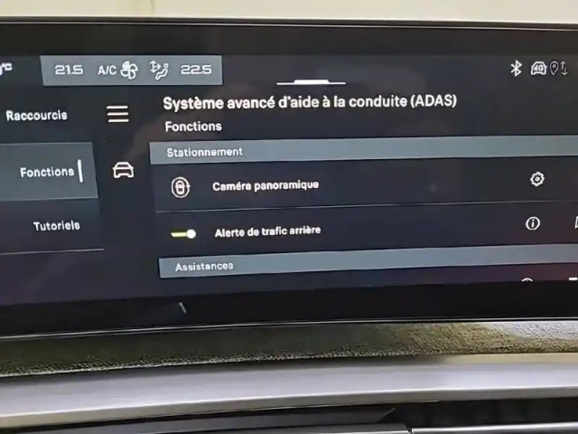 Peugeot 5008 hybrid 145 e-dcs6 — photo 21