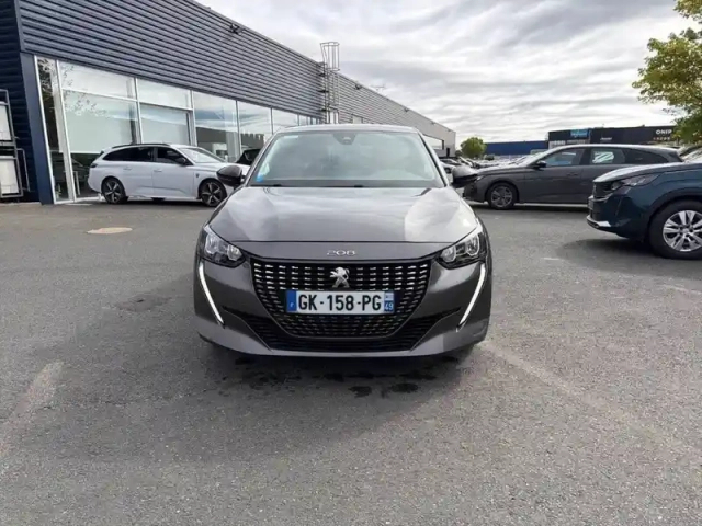 Peugeot 208 puretech 100 s&amp;s bvm6 — photo 2