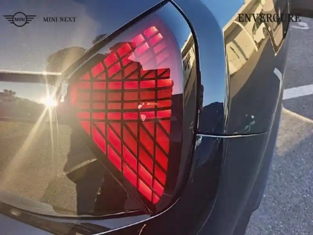Mini Cooper 3 portes c 156ch favoured dkg7 — photo 10