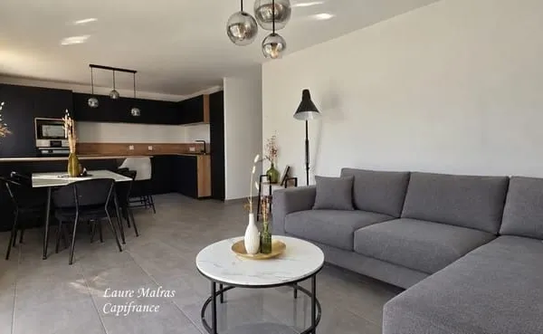 Appartement à vendre 3 pièces MEYTHET (74) avec cellier et place de stationnement couverte et privat