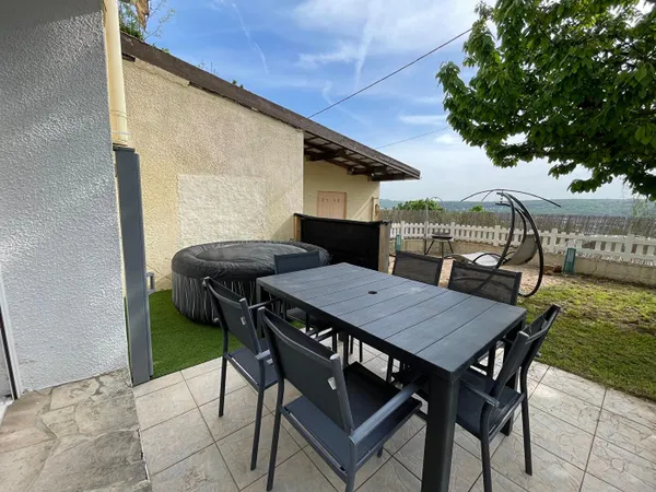 Maison Bouxieres Aux Dames 6 pièces 103 m2, combles à aménager jardin garage