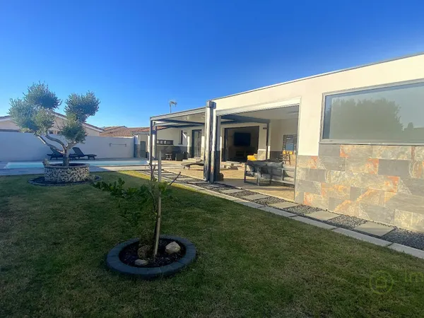 Maison 5 pièces 156 m²