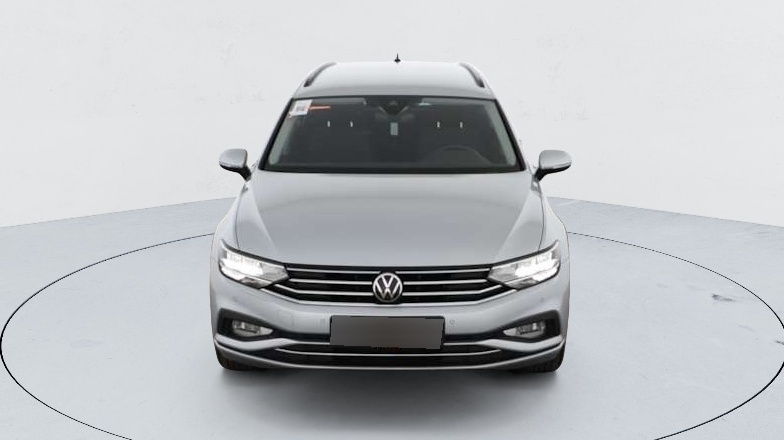 Volkswagen Passat SW — photo 11