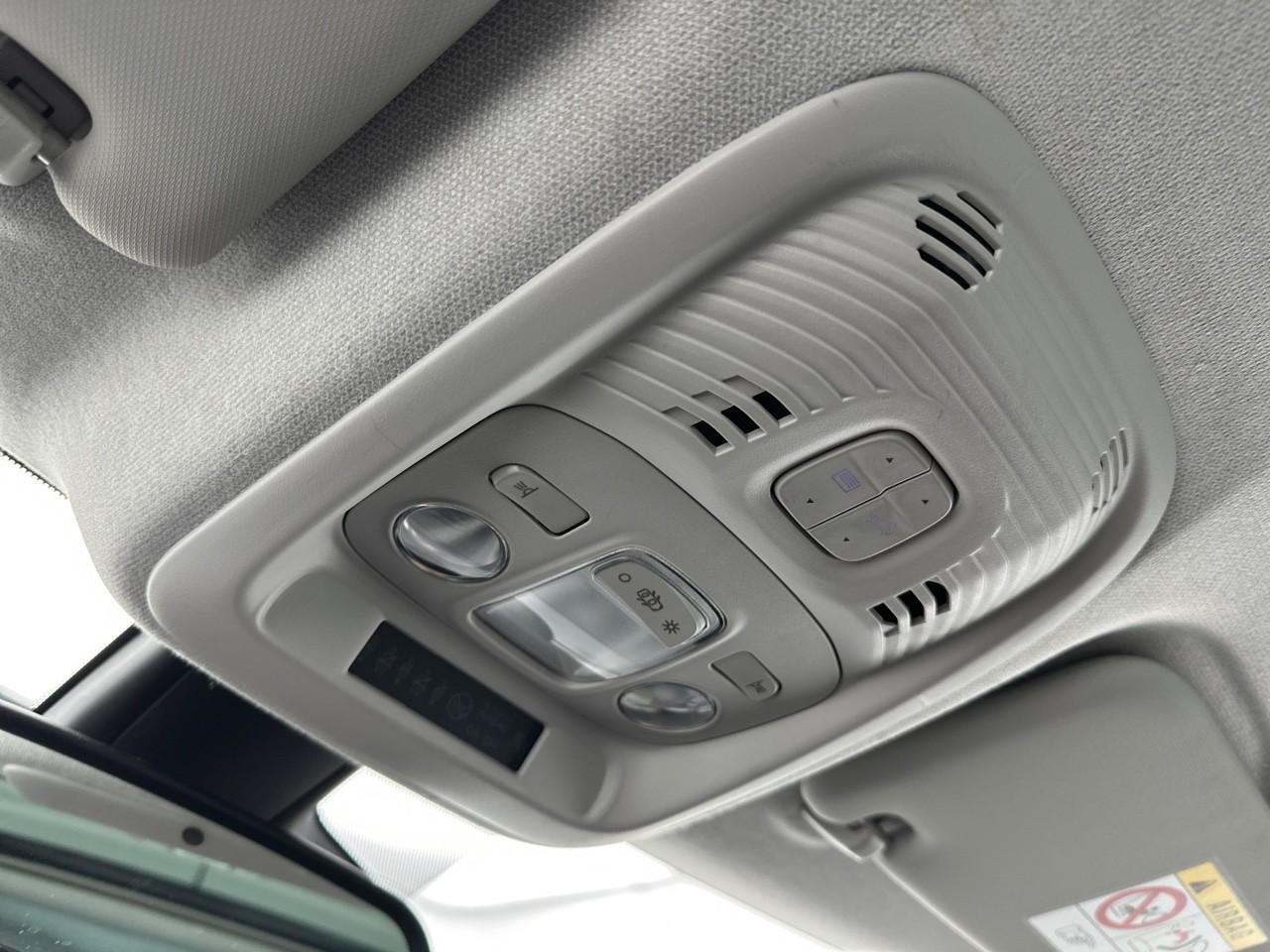 Citroën C3 Aircross puretech 130 s&s eat6 shine pack — photo 31