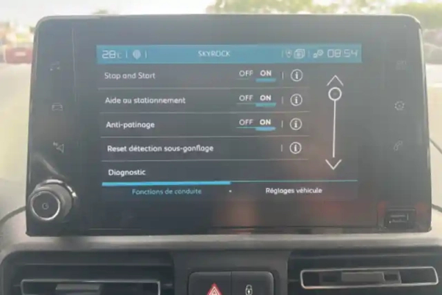 Citroën Berlingo taille m bluehdi 130 s&amp;s bvm6 — photo 20