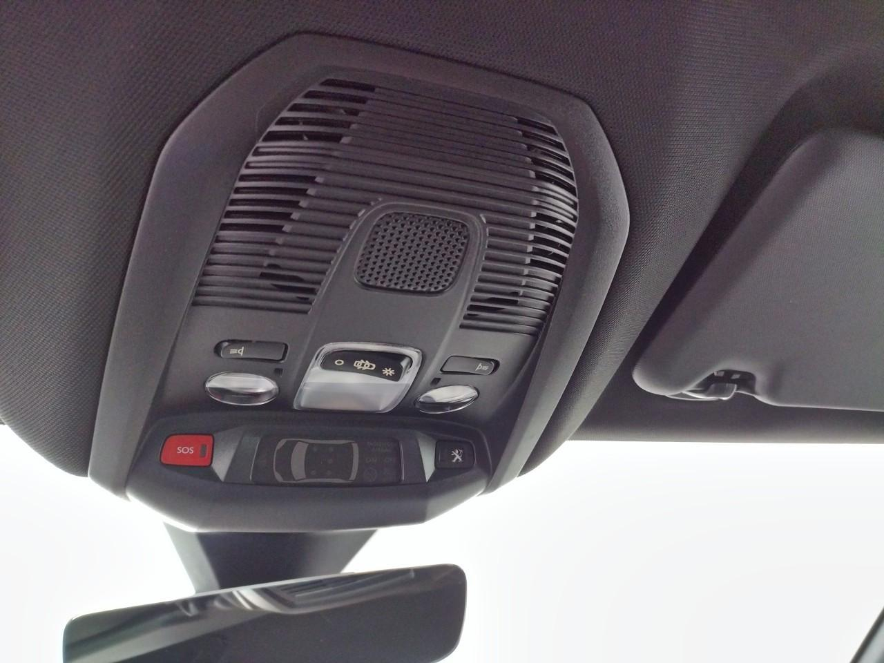 Peugeot 3008 puretech 130ch s&s eat8 gt — photo 20