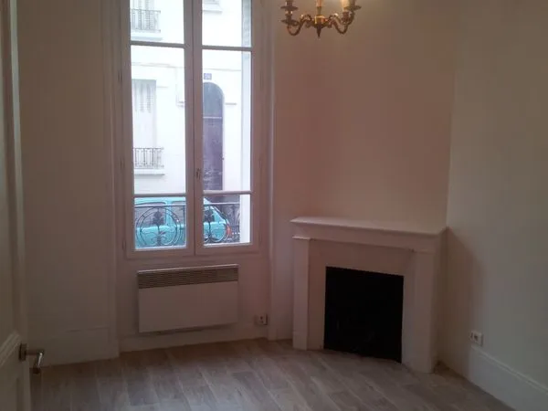F2 de 26,4 m² sans perte de place avec une cave