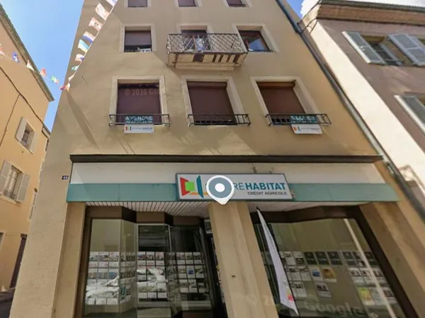 Immeuble de rapport 16 pièces 300 m²