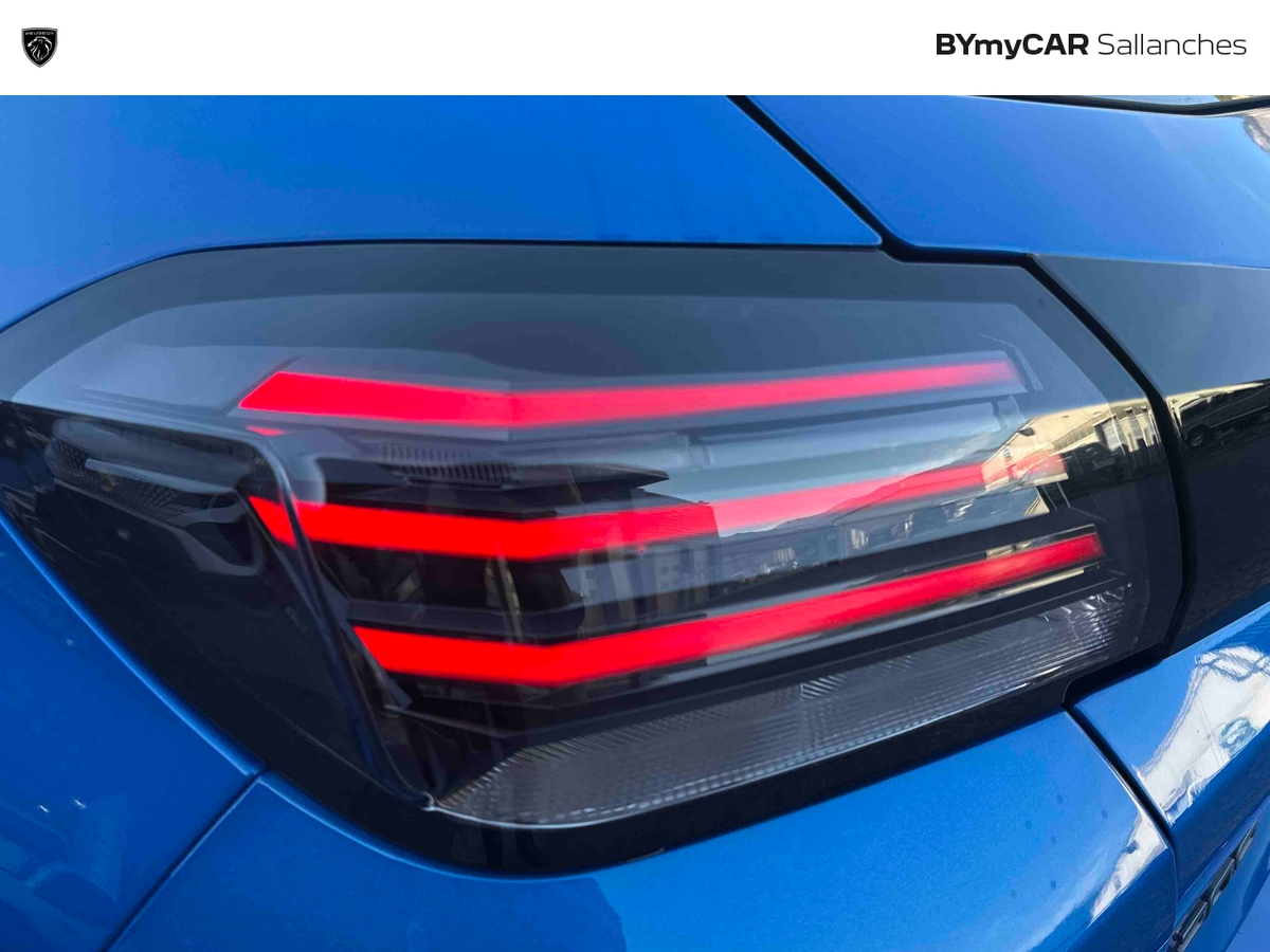 Peugeot 208 100 S&amp;S BVM6 — photo 35