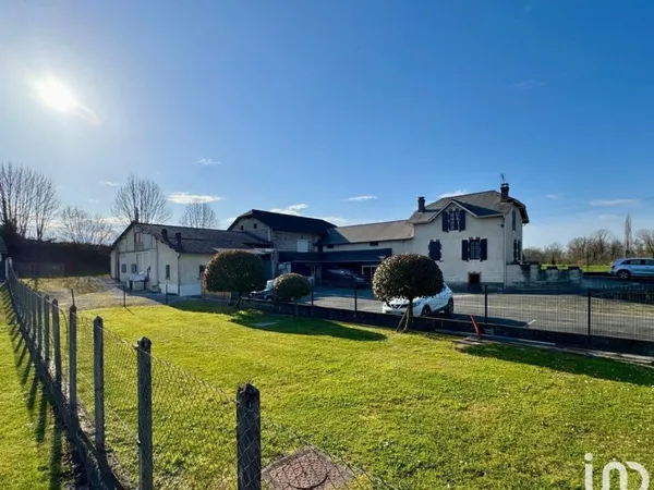 Local commercial 700 m²