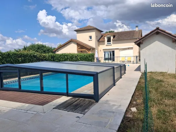 Villa 5 pièces 157 m²