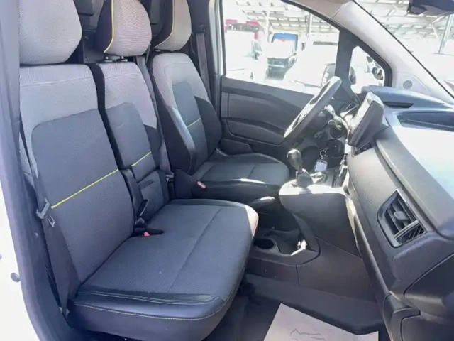 Renault Kangoo Van blue dci 95 — photo 98