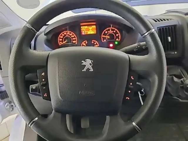 Peugeot Boxer tole 3.3 t l2h2 bluehdi 120 s&amp;s bvm6 — photo 17
